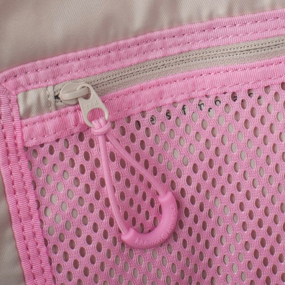 LULULEMON URBANOWSKI WARRIOR DUFFEL BAG BLACK NEW WITH TAGS - Picture 7 of 16